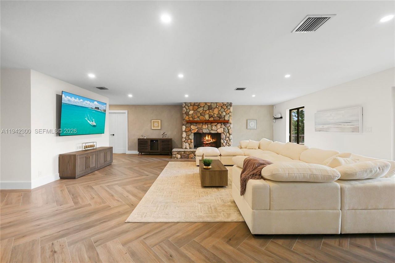 3320 SW 121st Ave , Davie, FL 33330 Photo