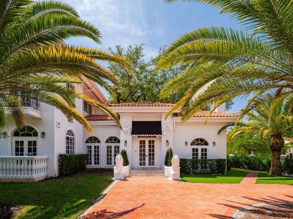 1224 Almeria Ave, Coral Gables, FL 33134