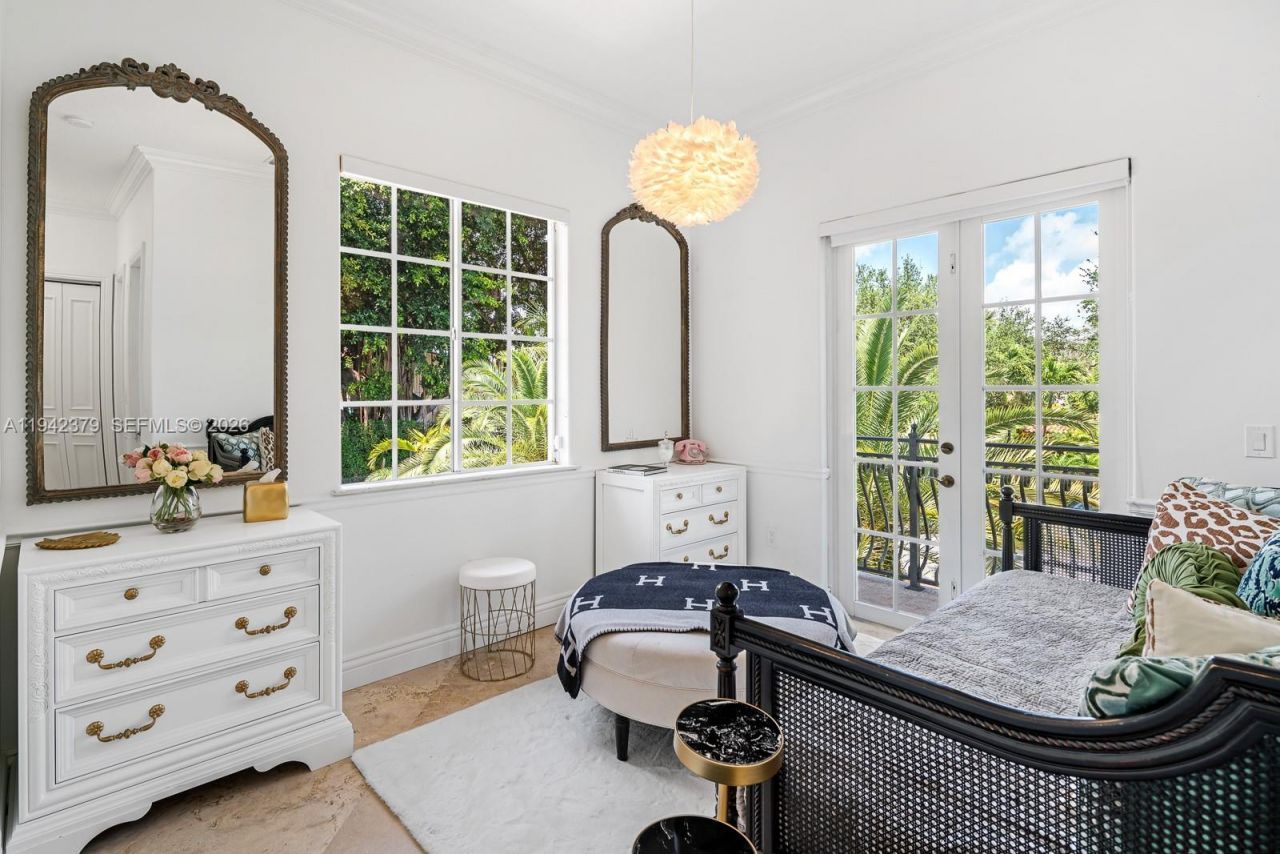 1224 Almeria Ave, Coral Gables, FL 33134 Photo