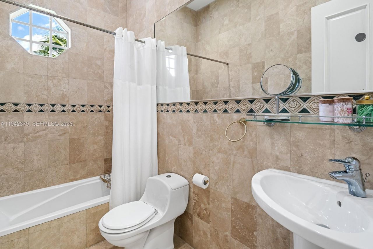 1224 Almeria Ave, Coral Gables, FL 33134 Photo