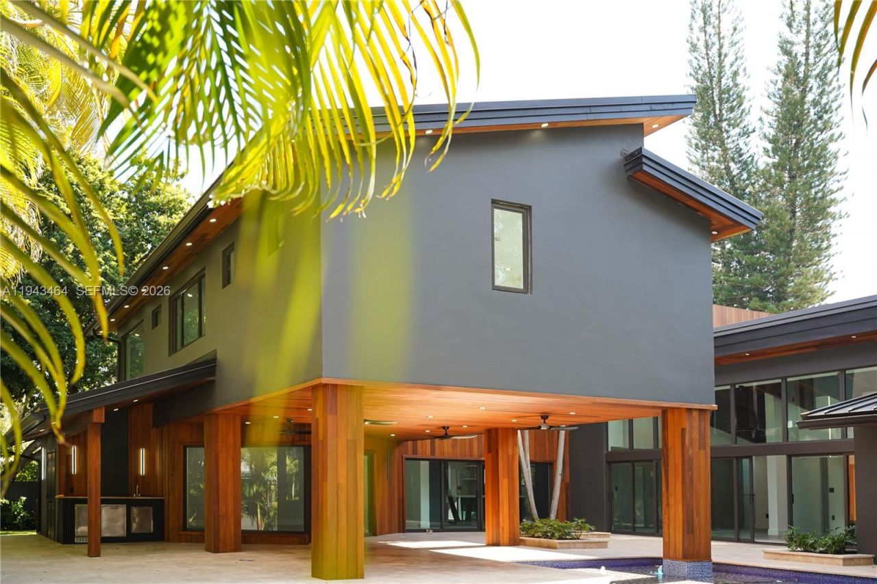 7765 SW 57th Ter, Miami, FL 33143 Photo