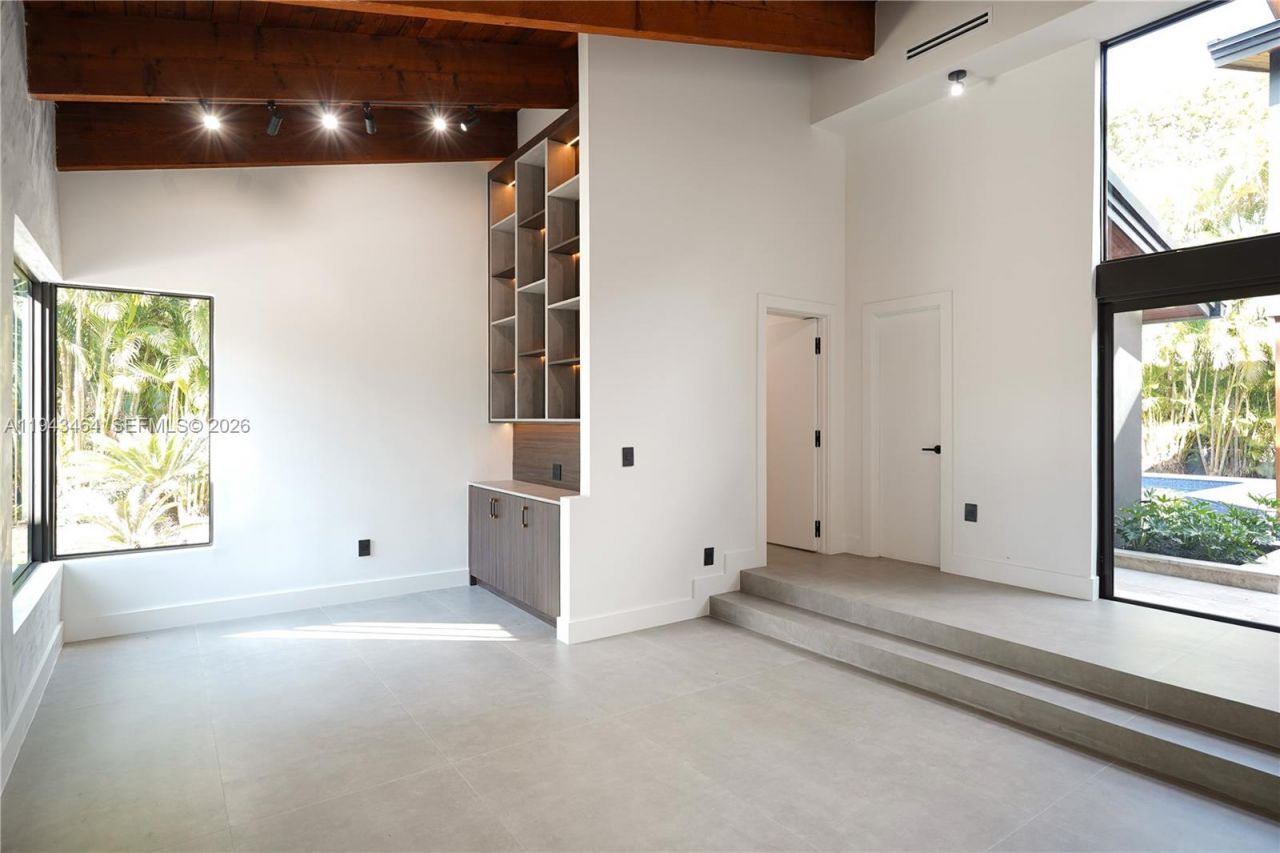 7765 SW 57th Ter, Miami, FL 33143 Photo