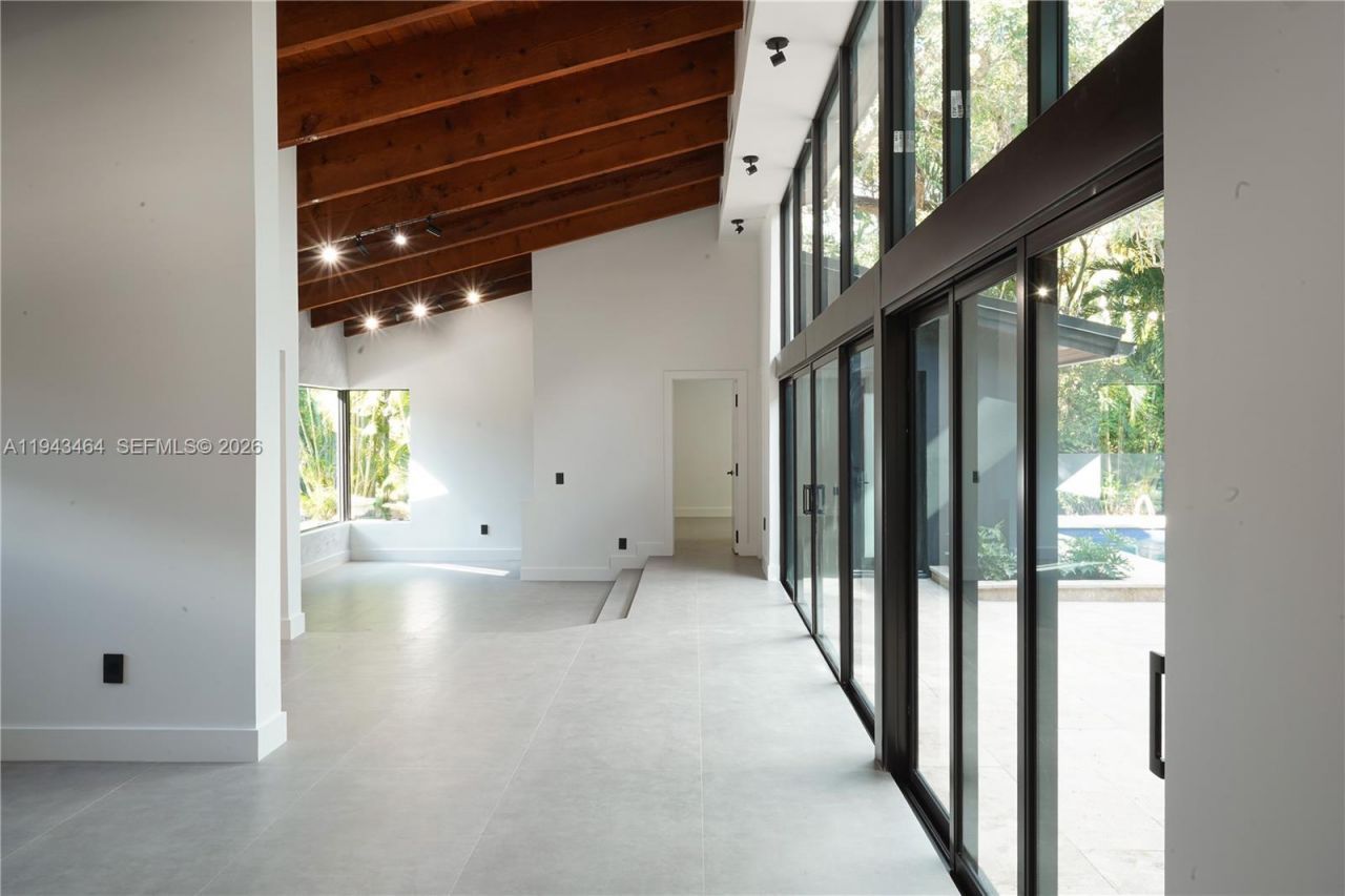 7765 SW 57th Ter, Miami, FL 33143 Photo