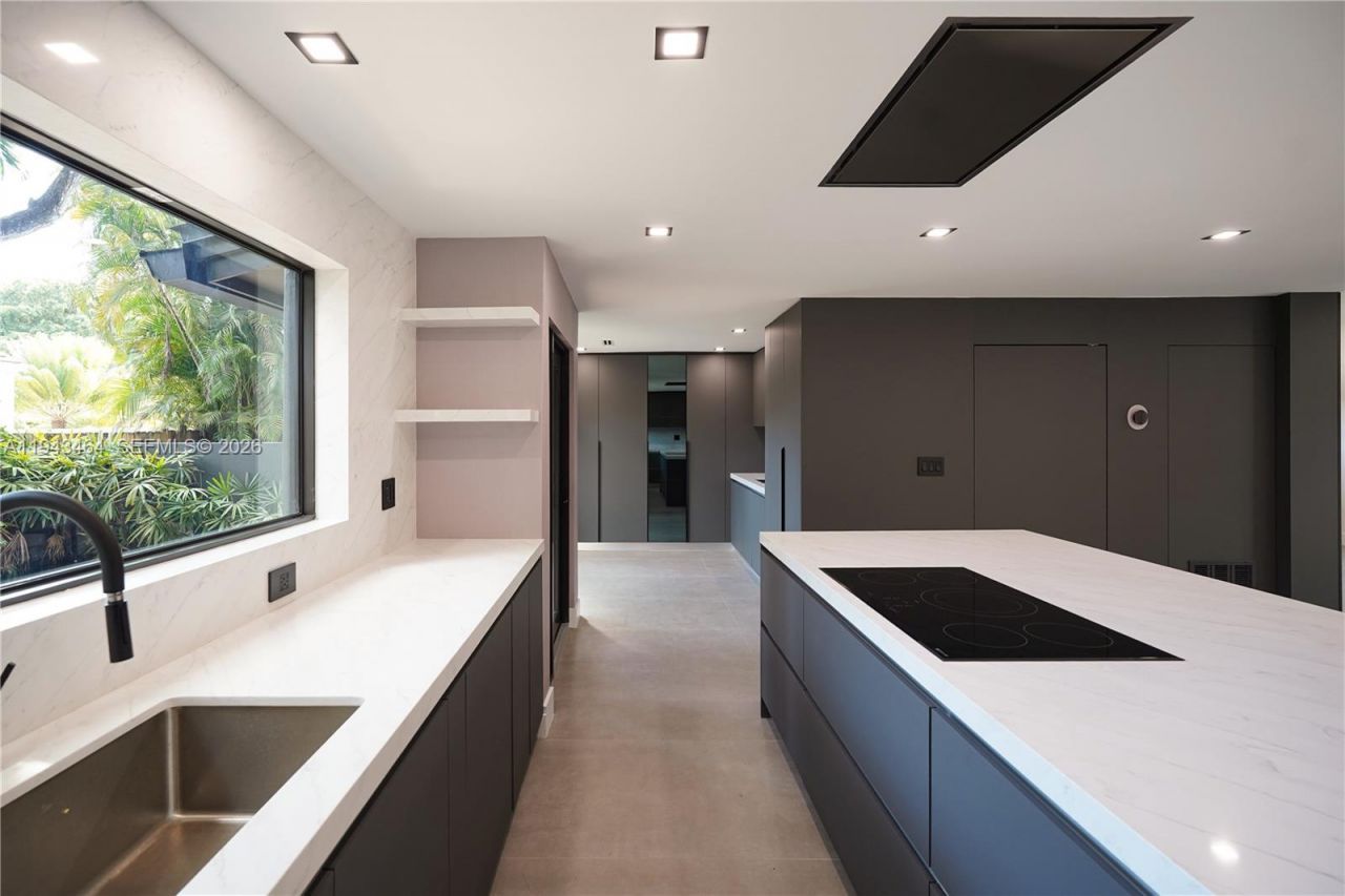 7765 SW 57th Ter, Miami, FL 33143 Photo