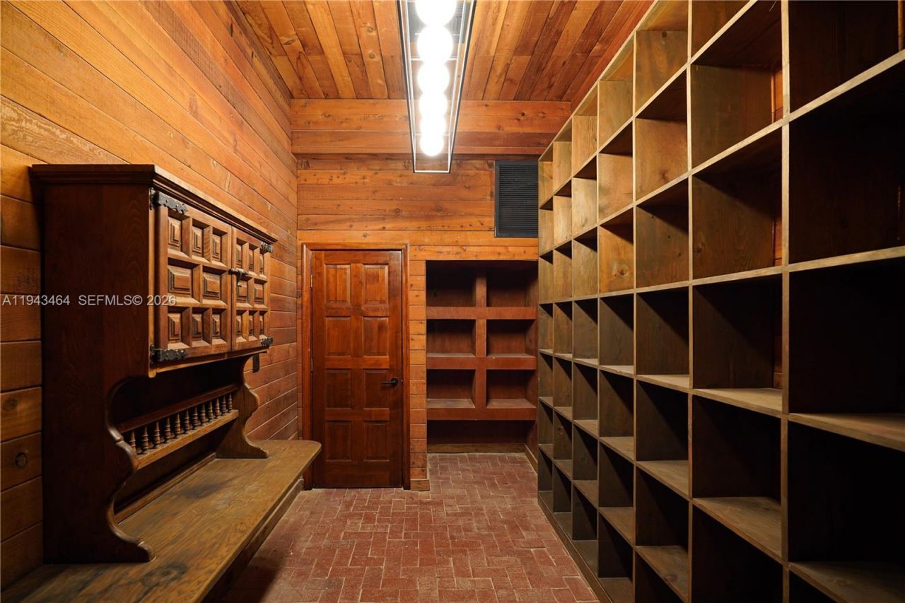 7765 SW 57th Ter, Miami, FL 33143 Photo