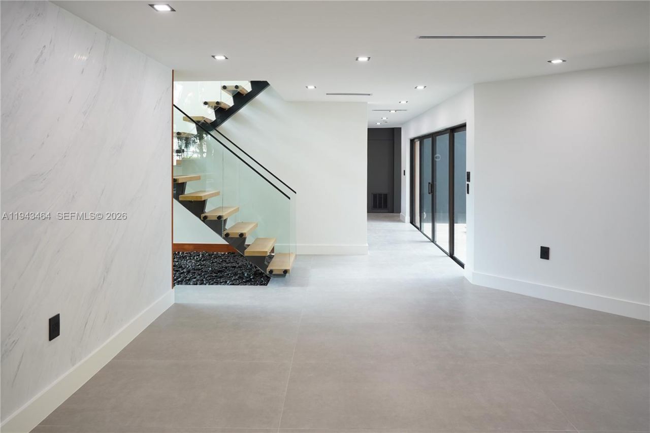 7765 SW 57th Ter, Miami, FL 33143 Photo