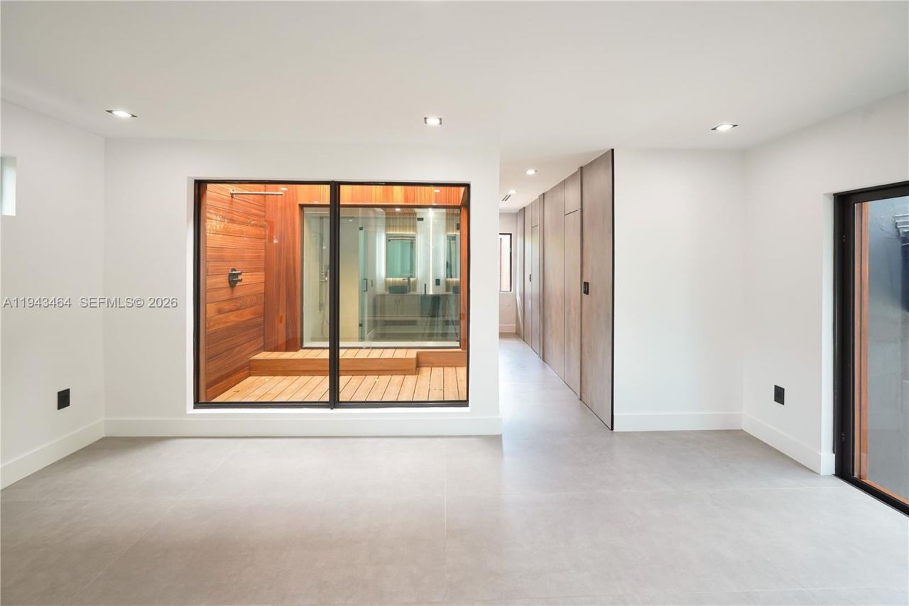 7765 SW 57th Ter, Miami, FL 33143 Photo