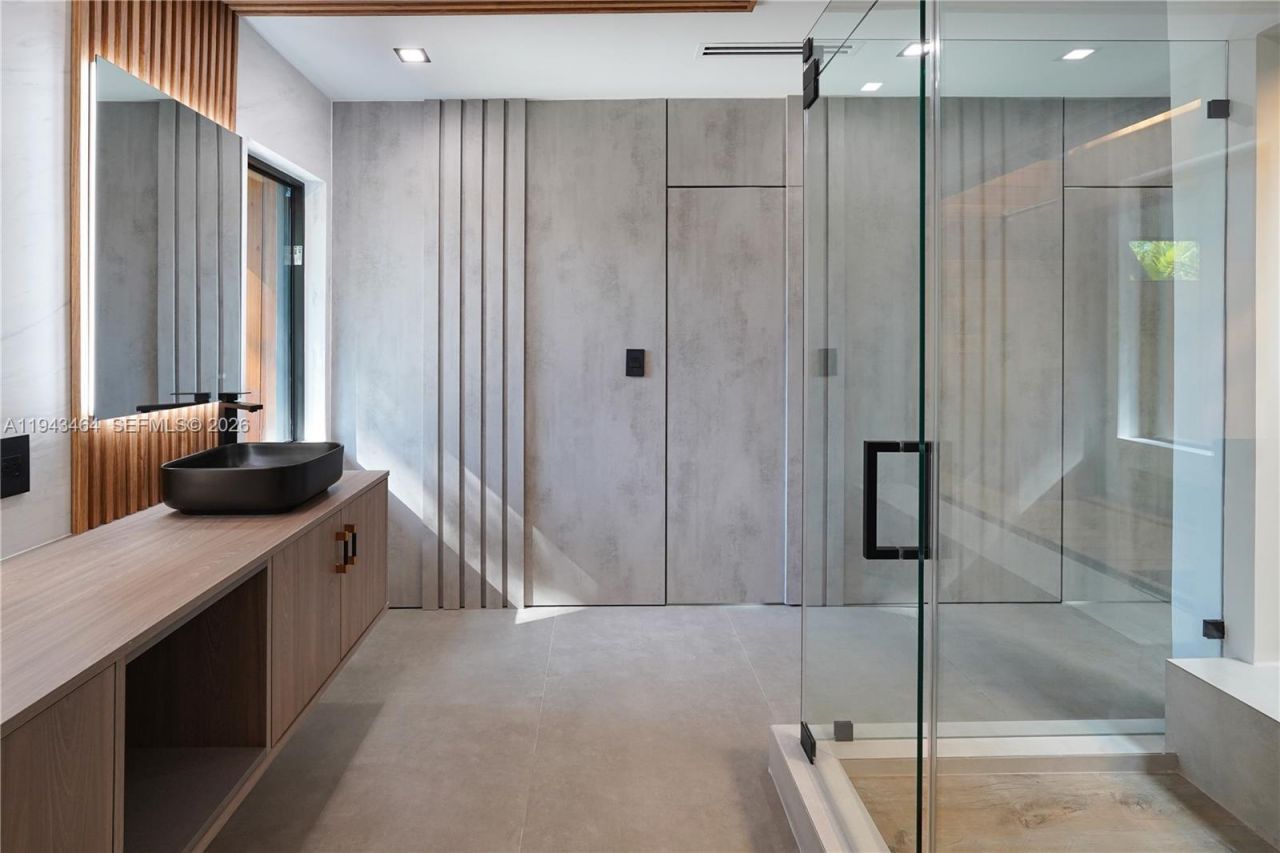 7765 SW 57th Ter, Miami, FL 33143 Photo