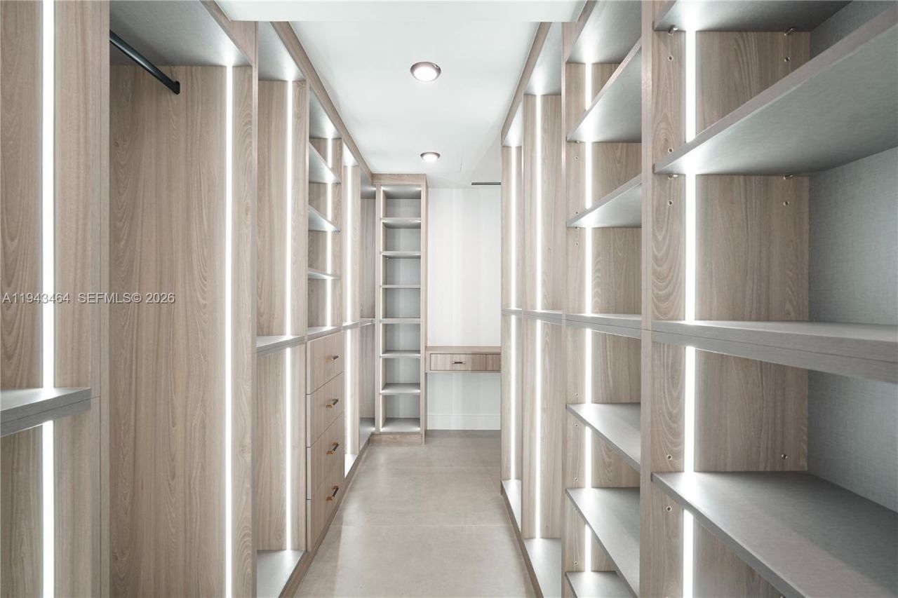 7765 SW 57th Ter, Miami, FL 33143 Photo