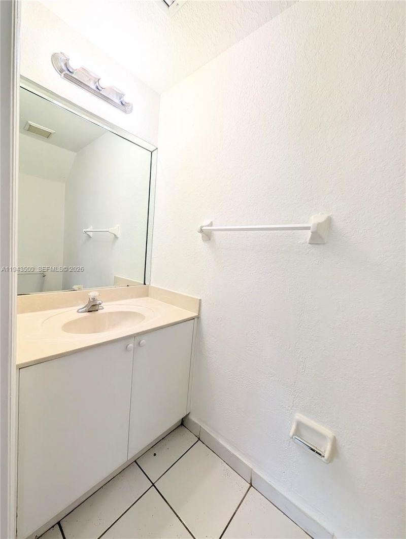 825 SW 6th Pl, Florida City, FL 33034 Photo