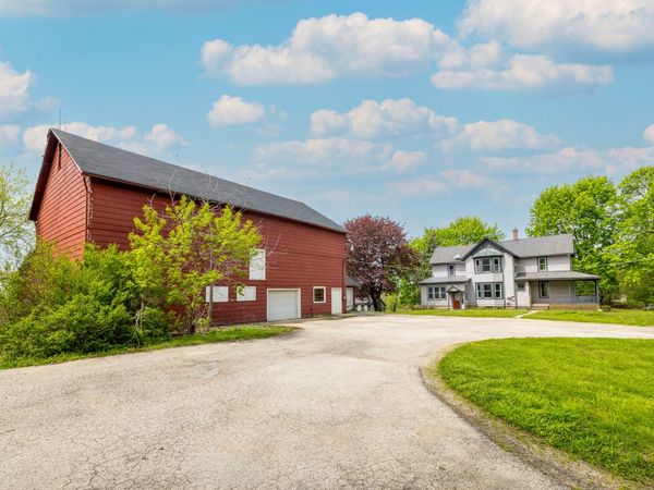 39520 N Kilbourne Road, Wadsworth, IL 60083