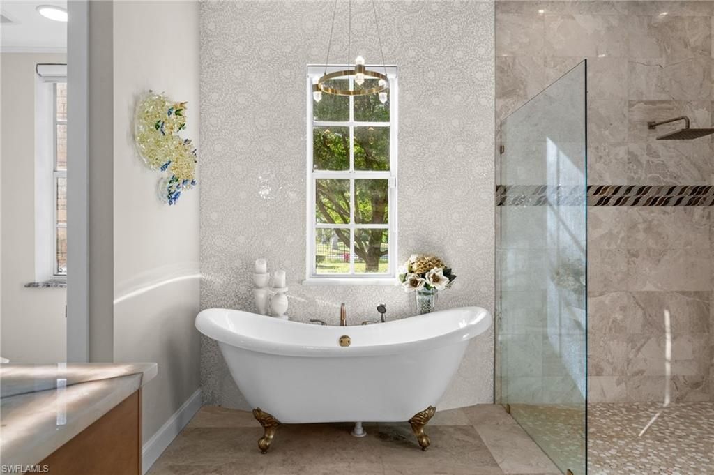 9250 The Ln, Naples, FL 34109 Photo