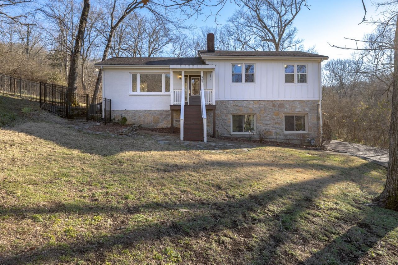 807 Russleo Dr, Nashville, TN 37209 Main Photo