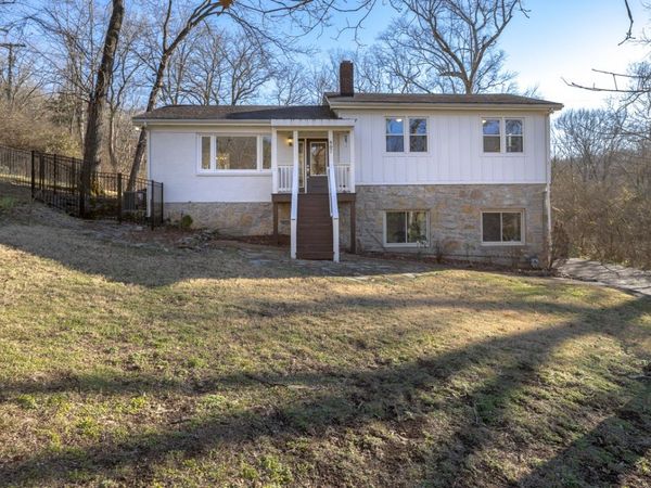 807 Russleo Dr, Nashville, TN 37209