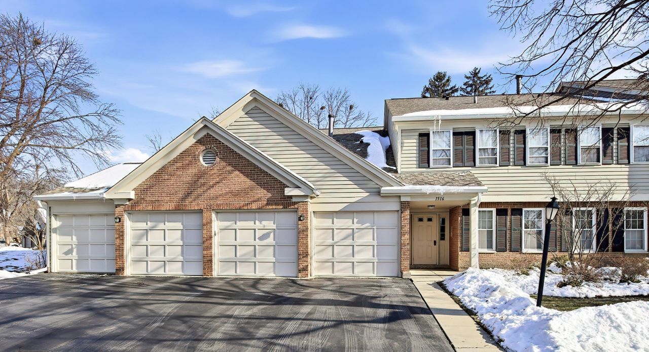 1516 Camden Court, Unit A1, Wheeling, IL 60090 Main Photo