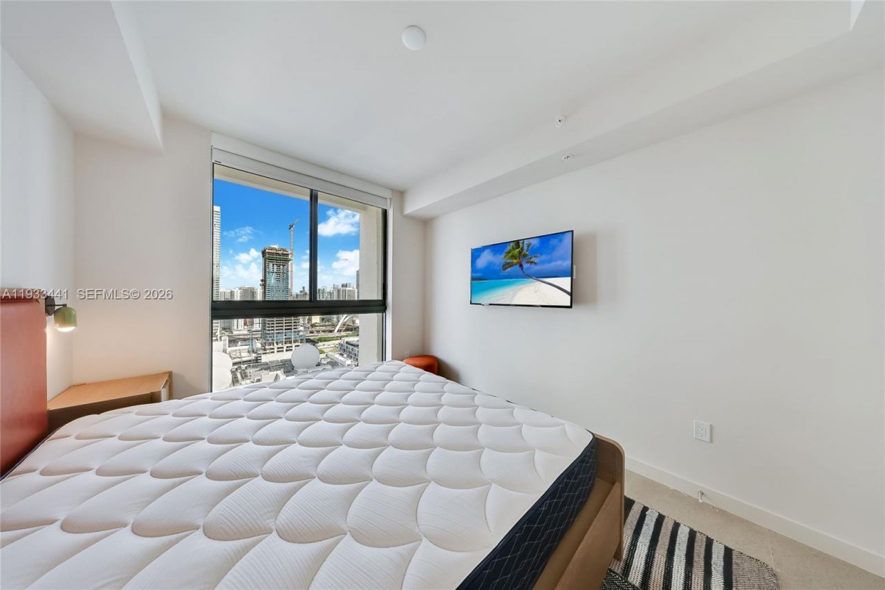 11 NE 6th Street, Unit 3209, Miami, FL 33132 Photo