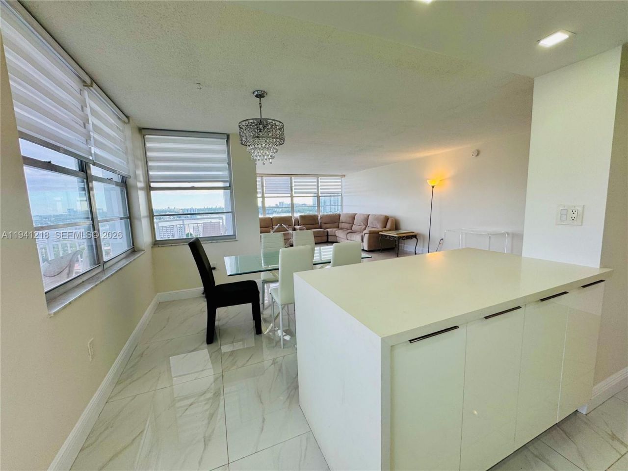 18041 Biscayne Blvd *boat Slip & Unit*, Unit 1605, Aventura, FL 33160 Photo