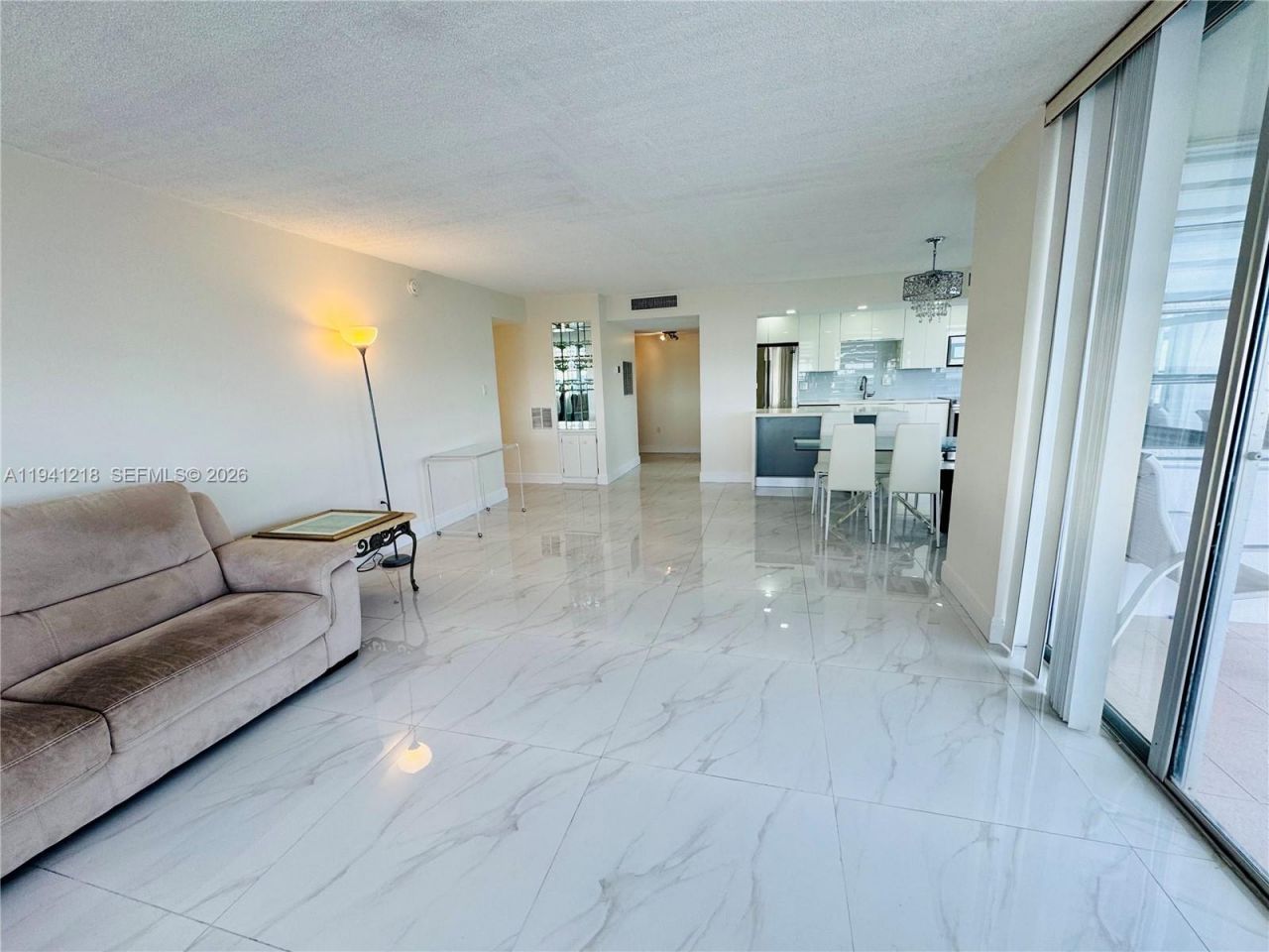 18041 Biscayne Blvd *boat Slip & Unit*, Unit 1605, Aventura, FL 33160 Photo