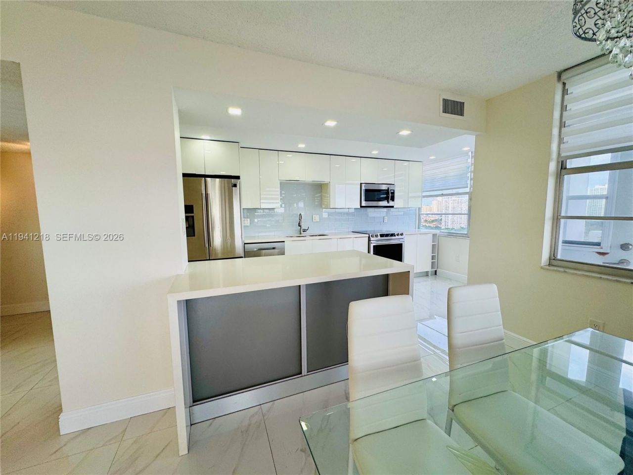 18041 Biscayne Blvd *boat Slip & Unit*, Unit 1605, Aventura, FL 33160 Photo