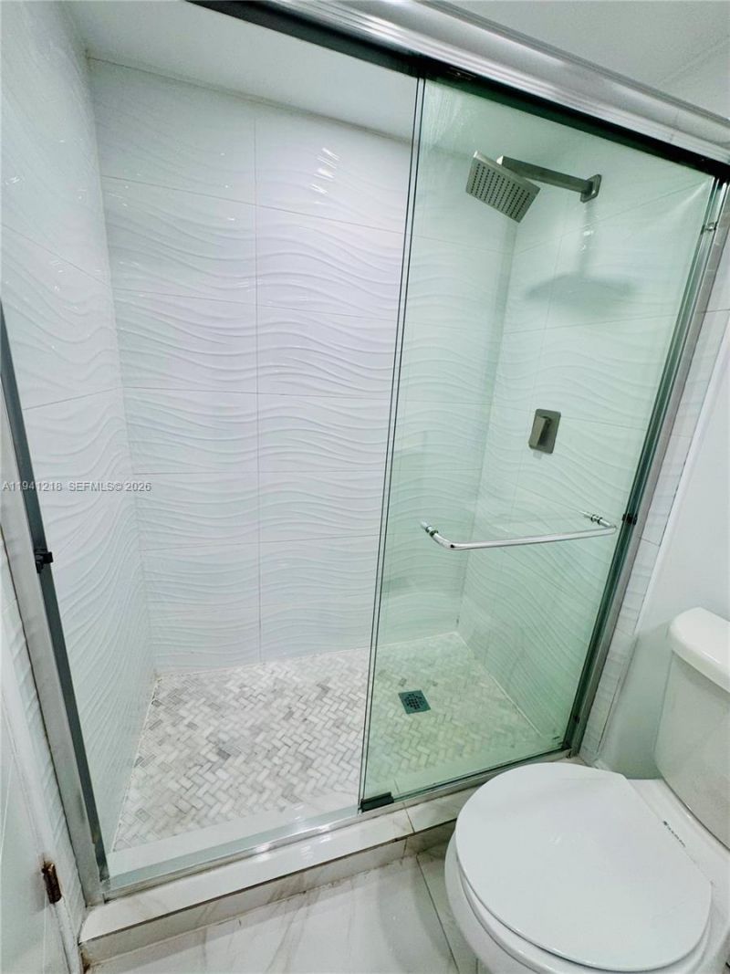 18041 Biscayne Blvd *boat Slip & Unit*, Unit 1605, Aventura, FL 33160 Photo