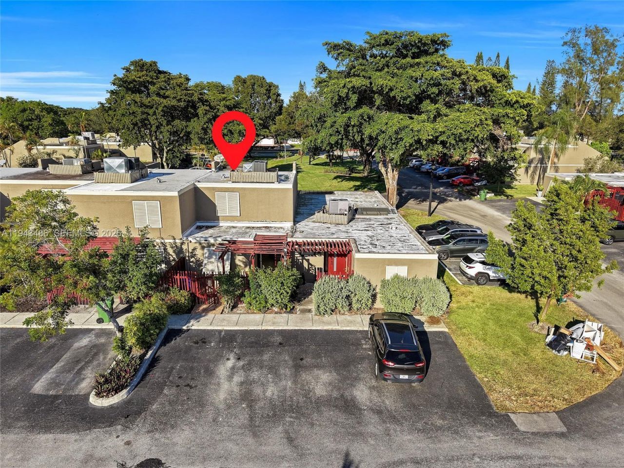 10911 Cedar Ln, Pembroke Pines, FL 33026 Photo