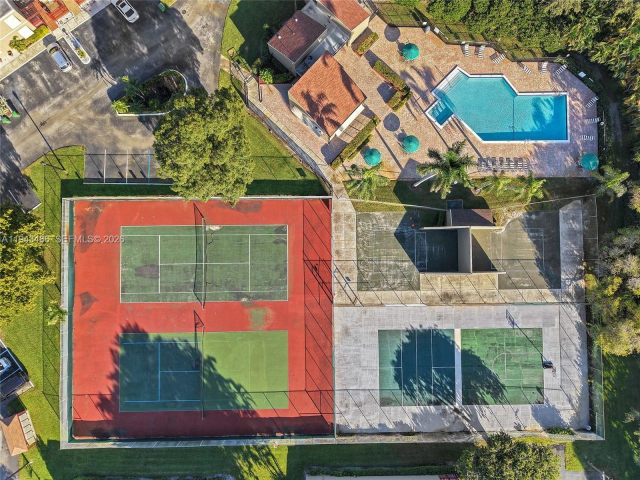 10911 Cedar Ln, Pembroke Pines, FL 33026 Photo