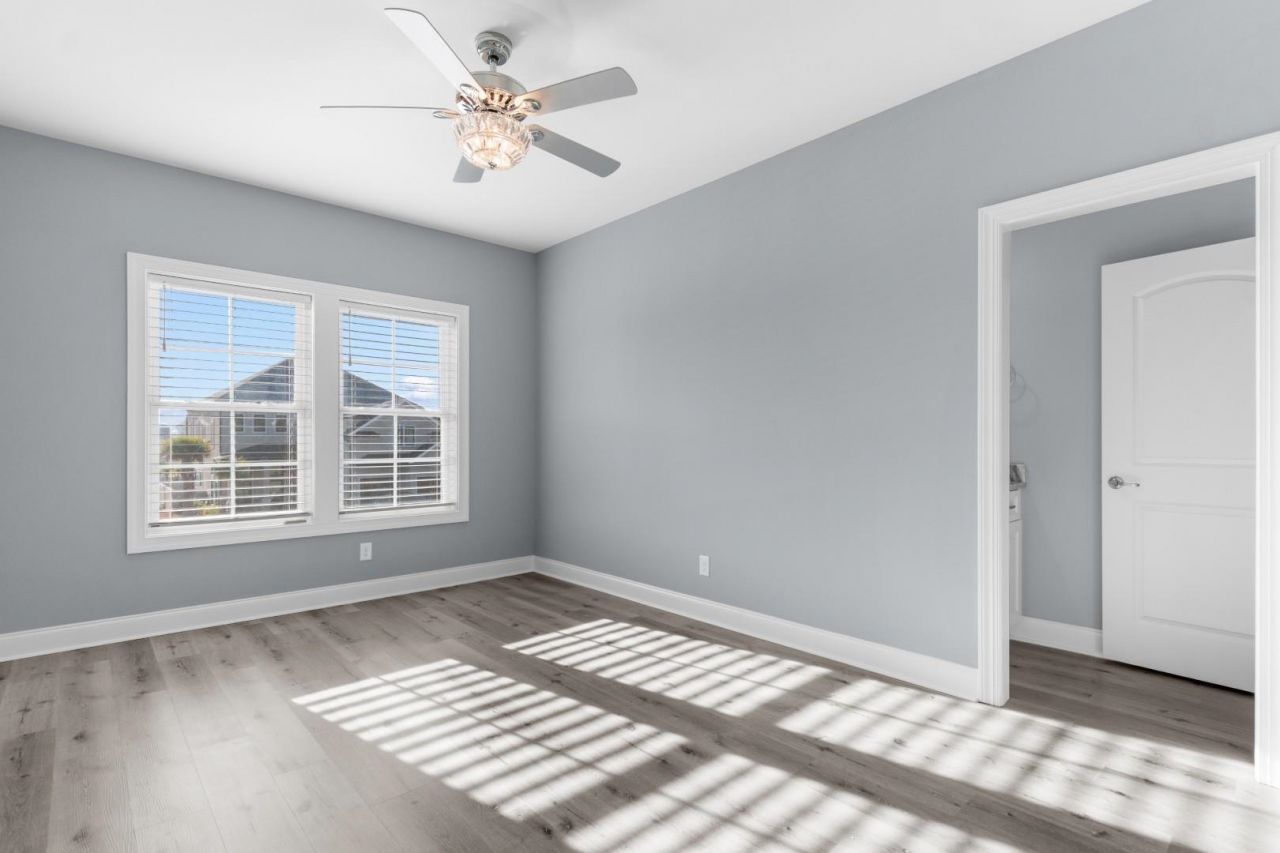 845 Waterton Ave. Photo 23