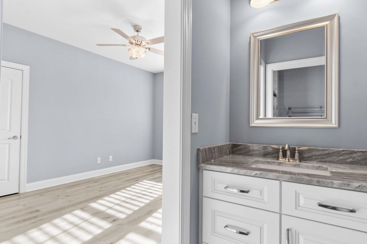 845 Waterton Ave. Photo 25