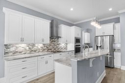 845 Waterton Ave. photo 4