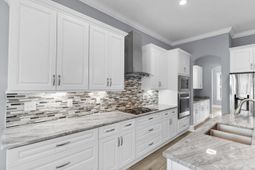 845 Waterton Ave. photo 4