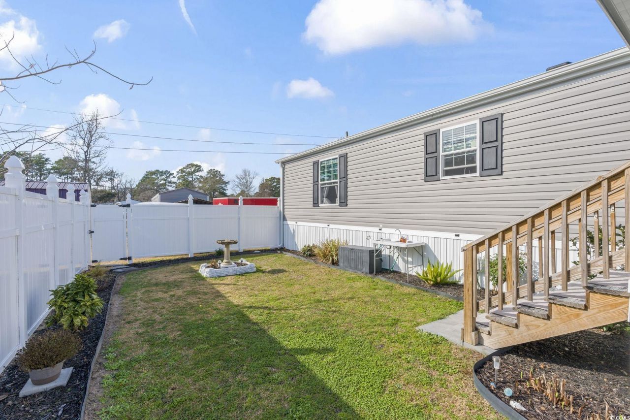 1525 Capella Ln. Photo 24