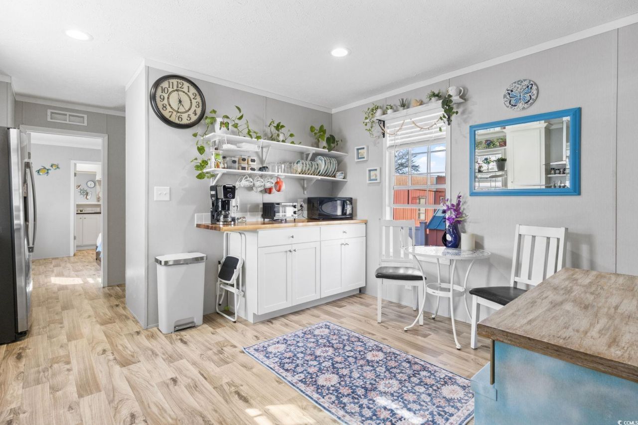 1525 Capella Ln. Photo 5