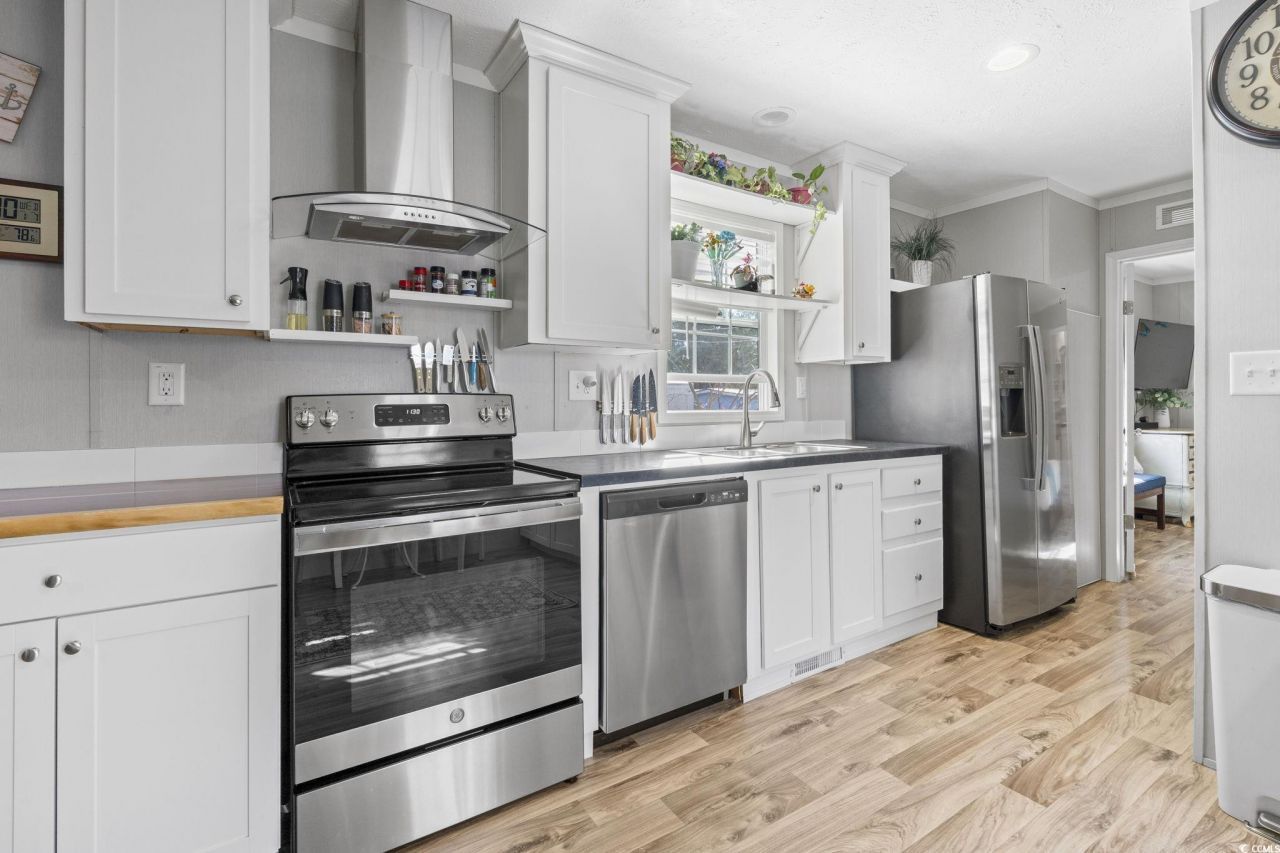 1525 Capella Ln. Photo 6