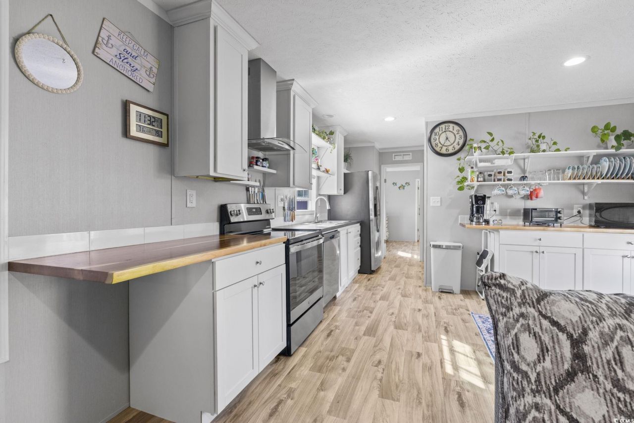 1525 Capella Ln. Photo 8