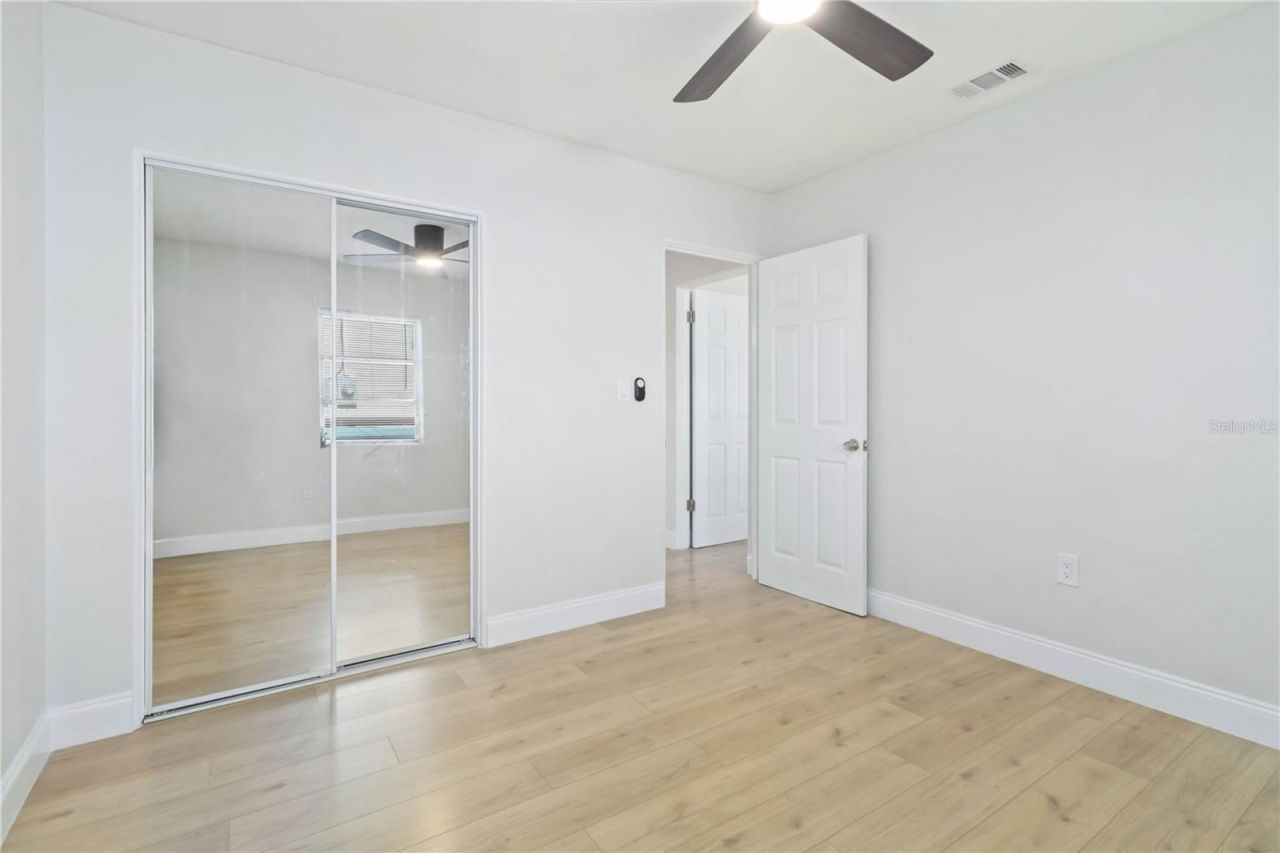 5337 60th Street N, Kenneth City, FL 33709 Photo