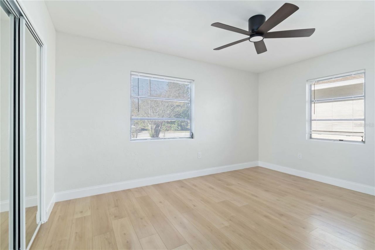 5337 60th Street N, Kenneth City, FL 33709 Photo