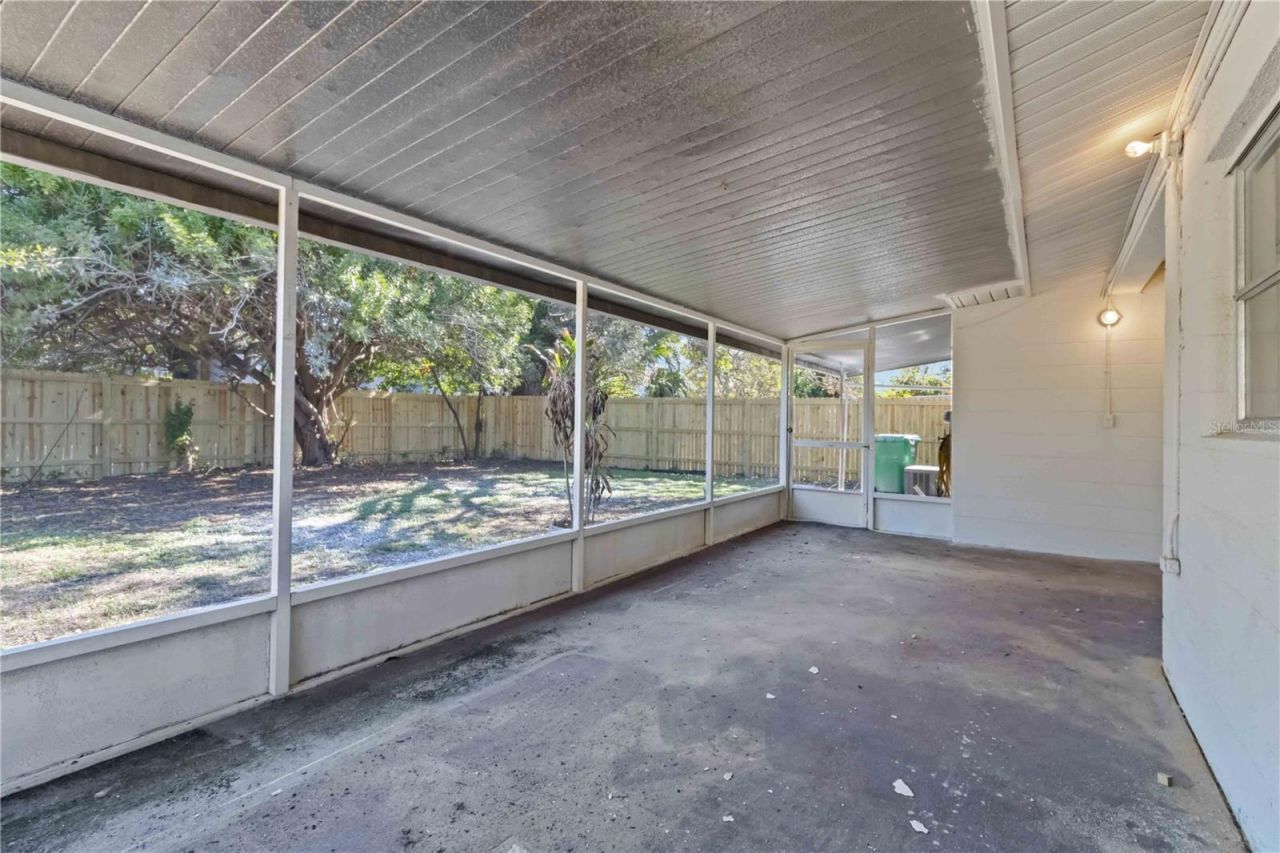 5337 60th Street N, Kenneth City, FL 33709 Photo