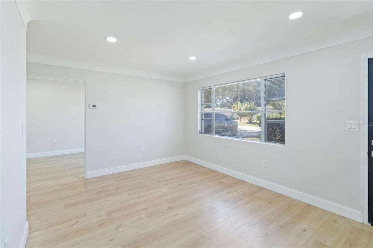 5337 60th Street N, Kenneth City, FL 33709 Photo