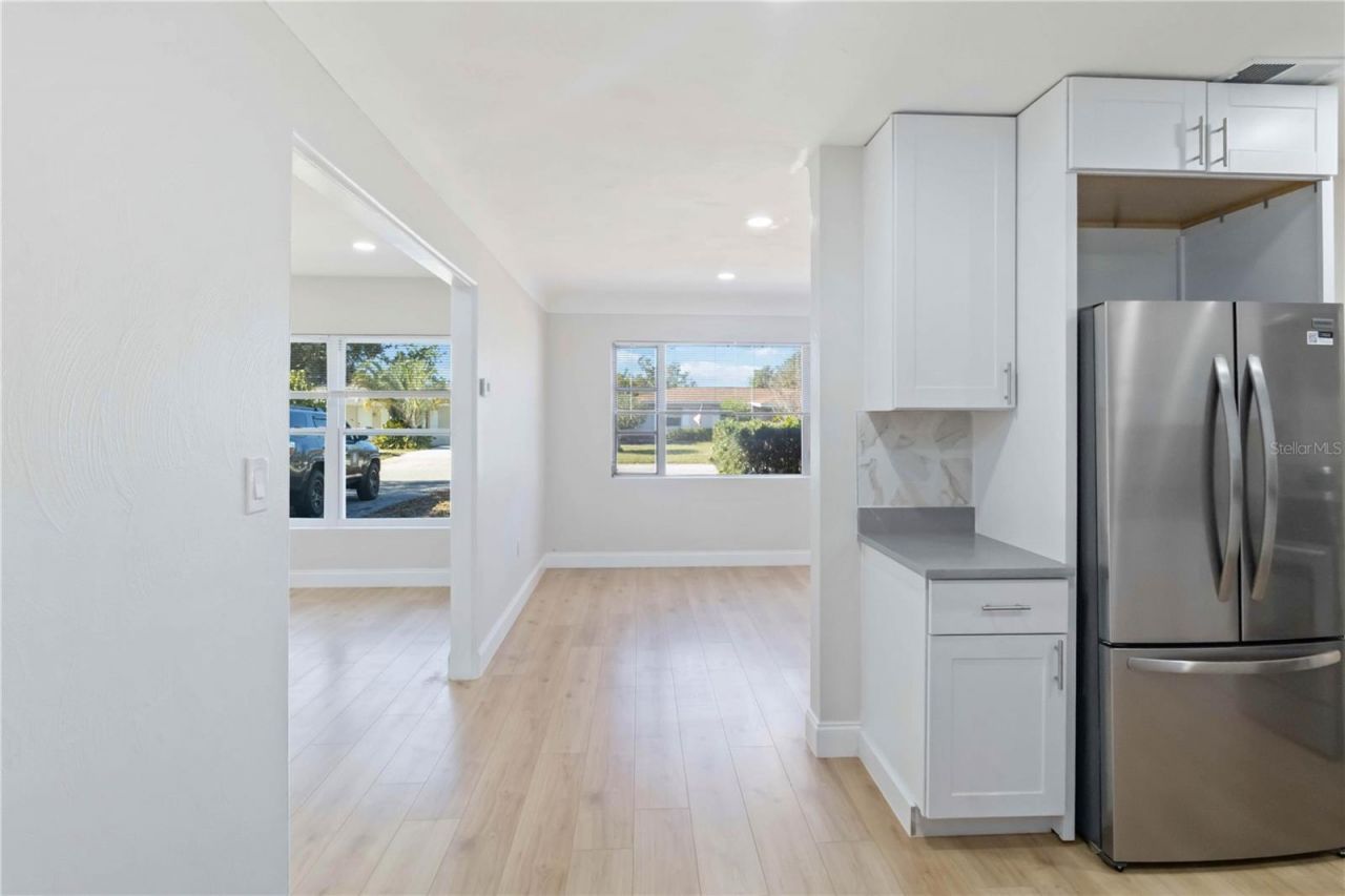 5337 60th Street N, Kenneth City, FL 33709 Photo