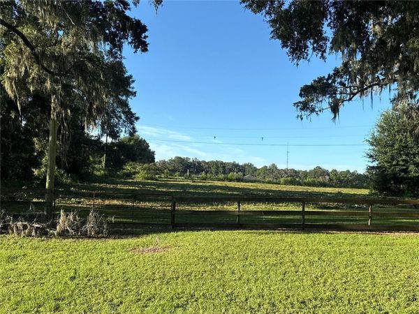 12142 SE COUNTY 484 HIGHWAY, BELLEVIEW, FL 34420