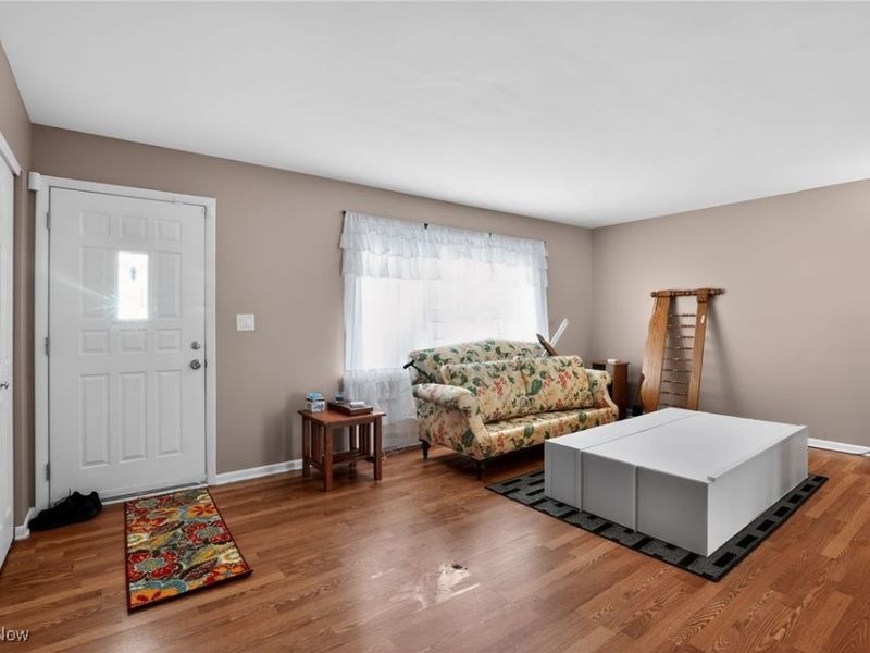 3786 Bryant Drive, Youngstown, OH 44511 Photo 3