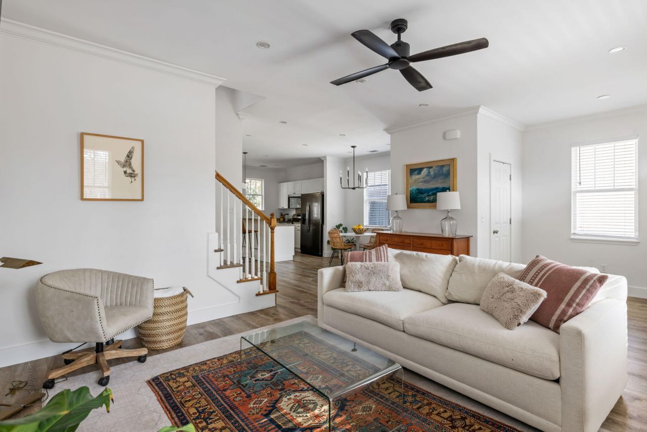 1772 Hickory Knoll Way Photo 5