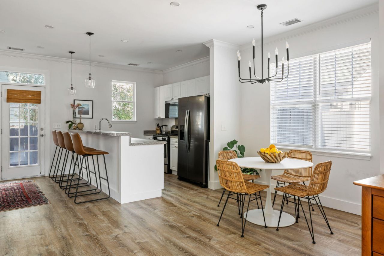 1772 Hickory Knoll Way Photo 7