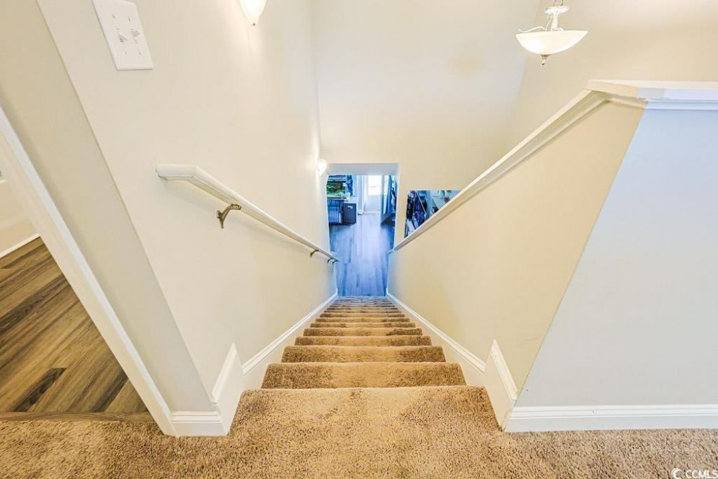 724 Hobonny Loop Photo 30