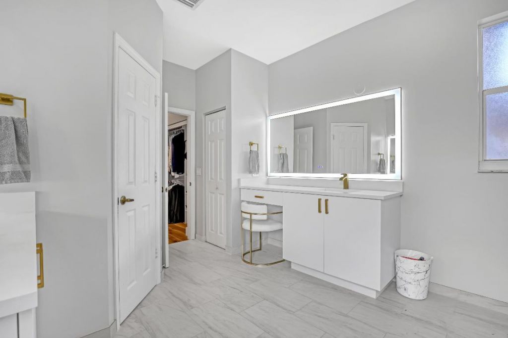 2150 NW 125th Terrace, Pembroke Pines, FL 33028 Photo