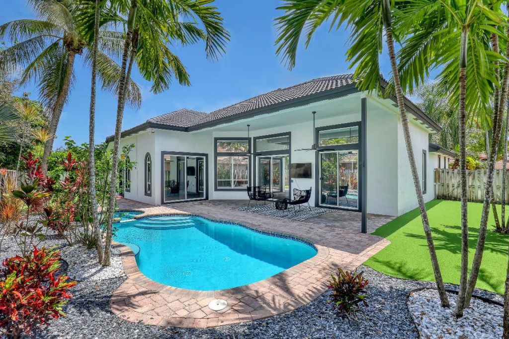 2150 NW 125th Terrace, Pembroke Pines, FL 33028 Photo