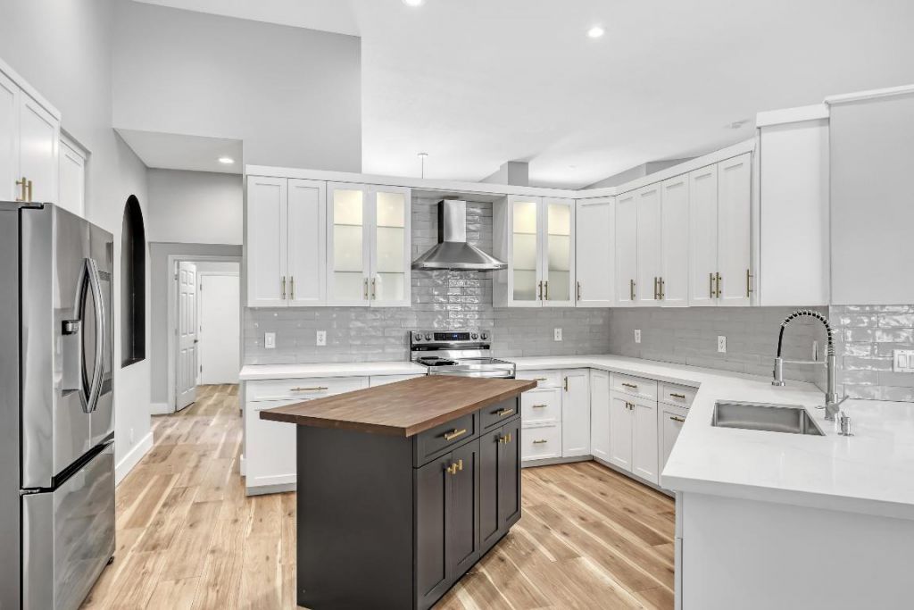 2150 NW 125th Terrace, Pembroke Pines, FL 33028 Photo