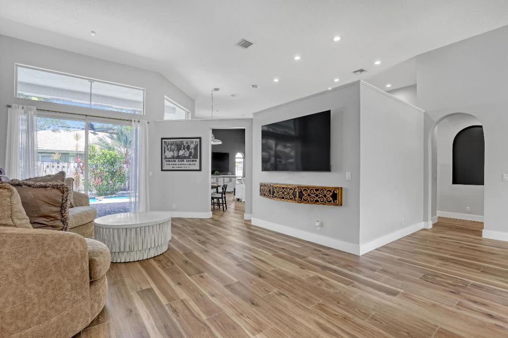 2150 NW 125th Terrace, Pembroke Pines, FL 33028 Photo