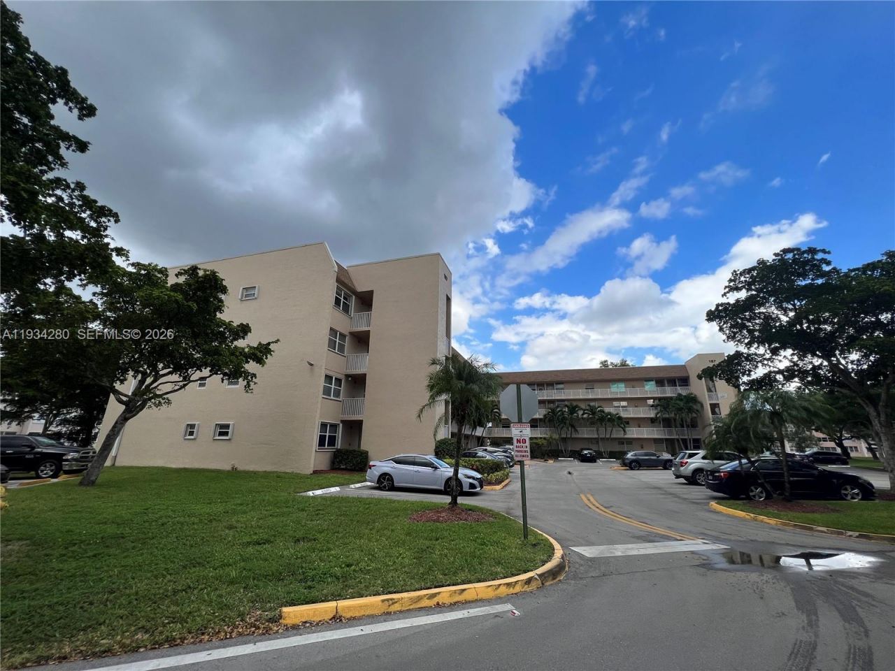 10369 NW 24th Pl, Unit 201, Sunrise, FL 33322 Photo