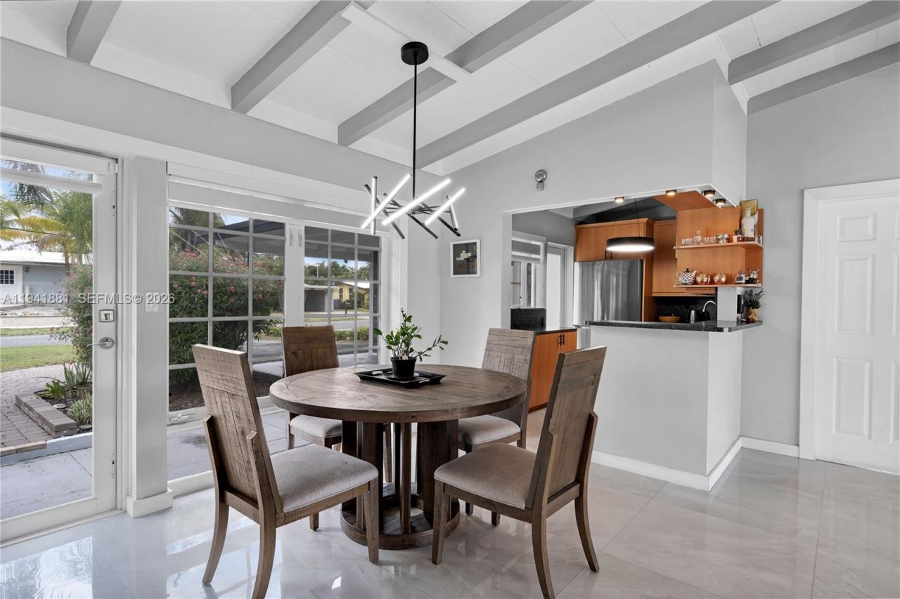 2430 Key Largo Lane, Fort Lauderdale, FL 33312 Photo